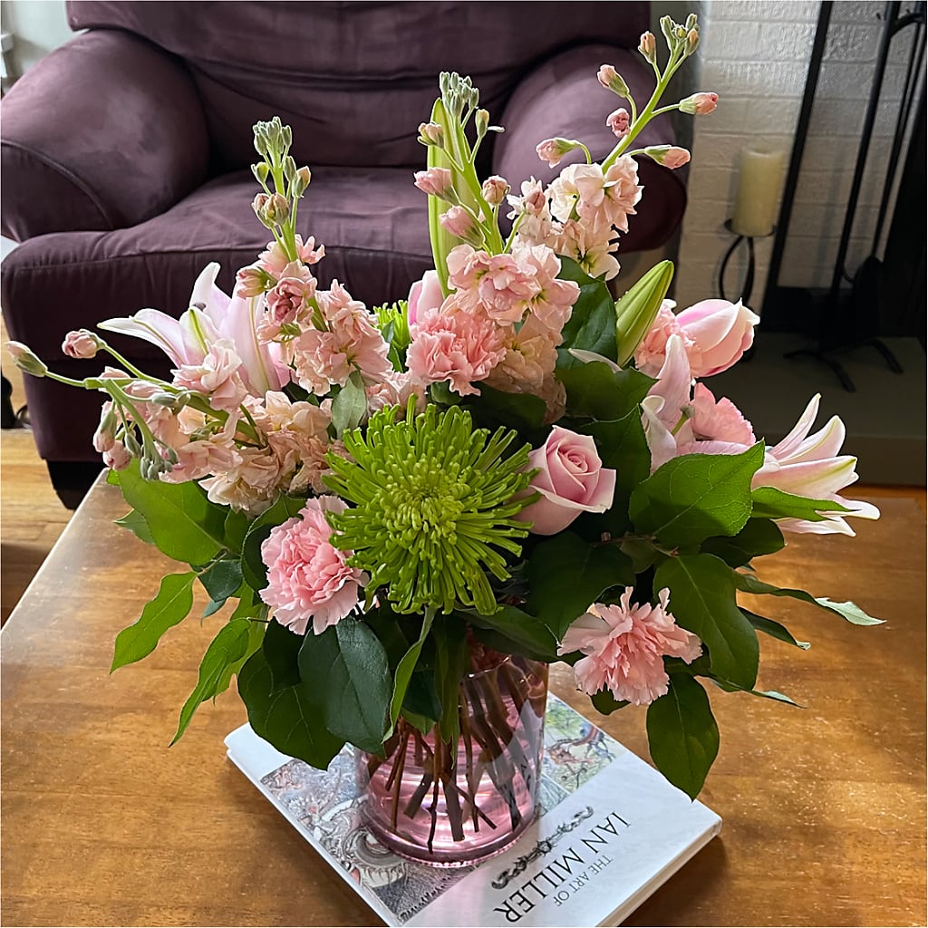 Pretty in Pink Bouquet –  Colonial Nursery Garden Center, Ladysmith WI