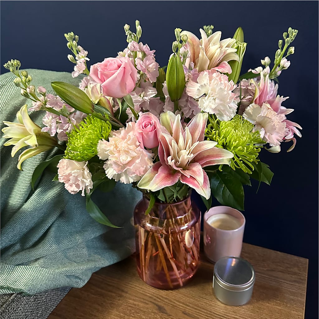 Pretty in Pink Bouquet –  Colonial Nursery Garden Center, Ladysmith WI