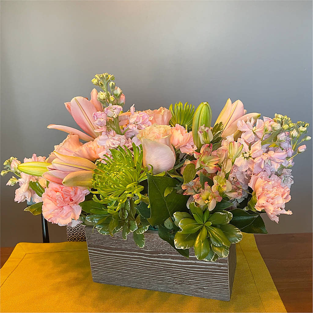Beautiful Spirit Basket –  Colonial Nursery Garden Center, Ladysmith WI