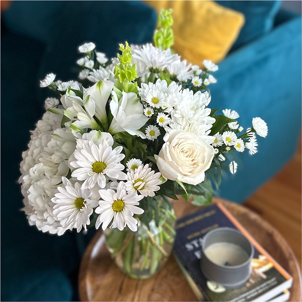 Classic Ivory – A Florist Original –  Colonial Nursery Garden Center, Ladysmith WI