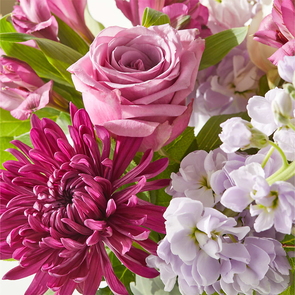 Amethyst Dreams Bouquet –  Colonial Nursery Garden Center, Ladysmith WI
