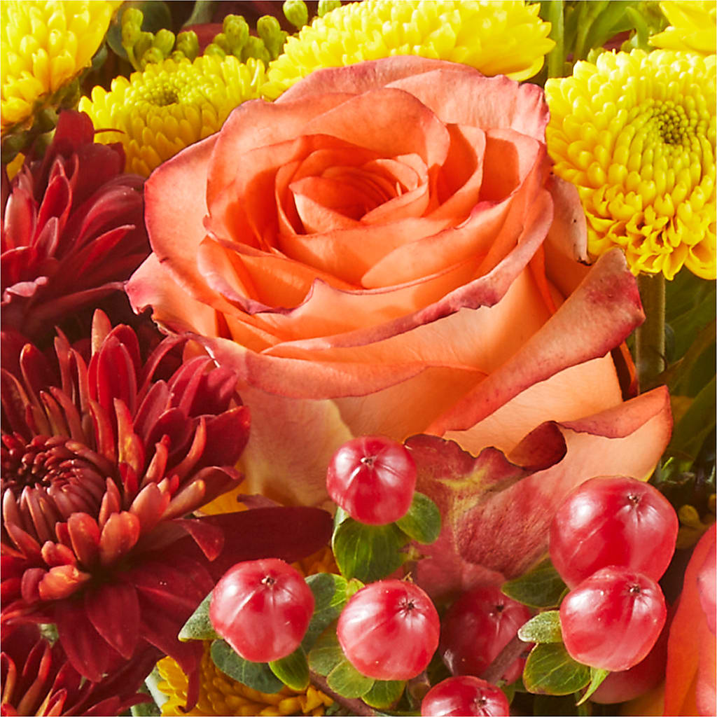 Apple Picking Bouquet –  Colonial Nursery Garden Center, Ladysmith WI