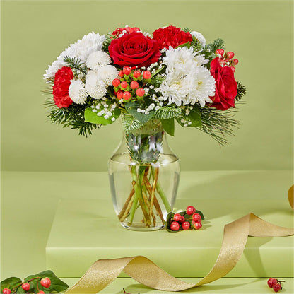 Chance of Flurries Bouquet –  Colonial Nursery Garden Center, Ladysmith WI