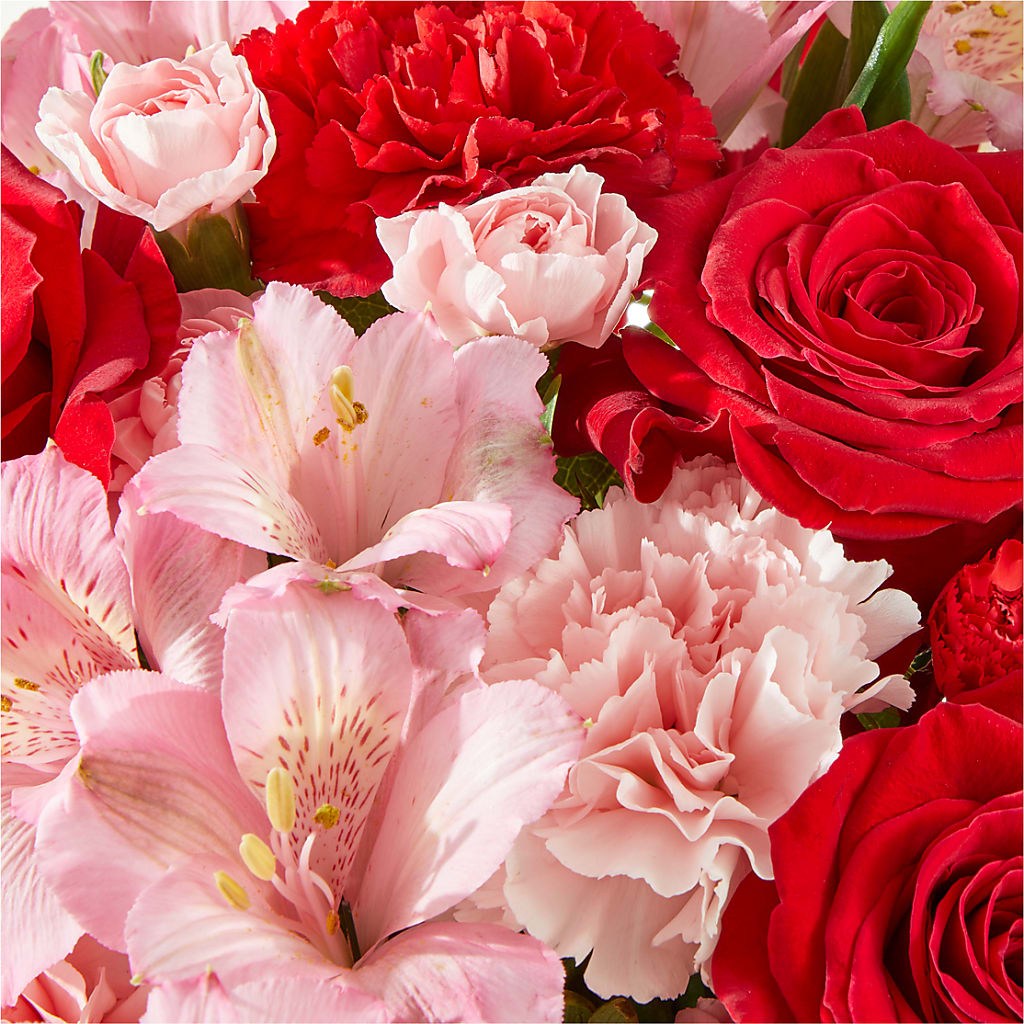 Candy Kisses Bouquet –  Colonial Nursery Garden Center, Ladysmith WI