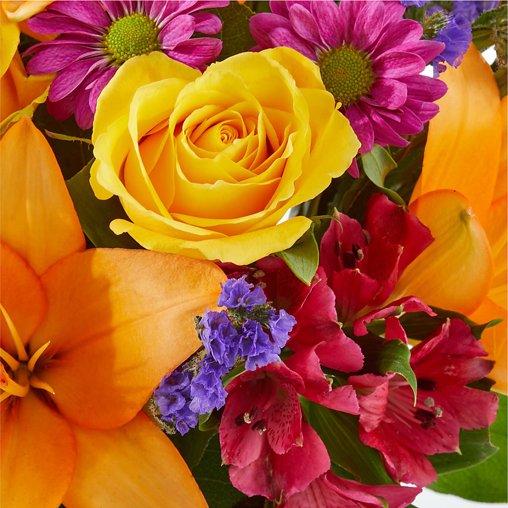 Colorful Visions Bouquet –  Colonial Nursery Garden Center, Ladysmith WI