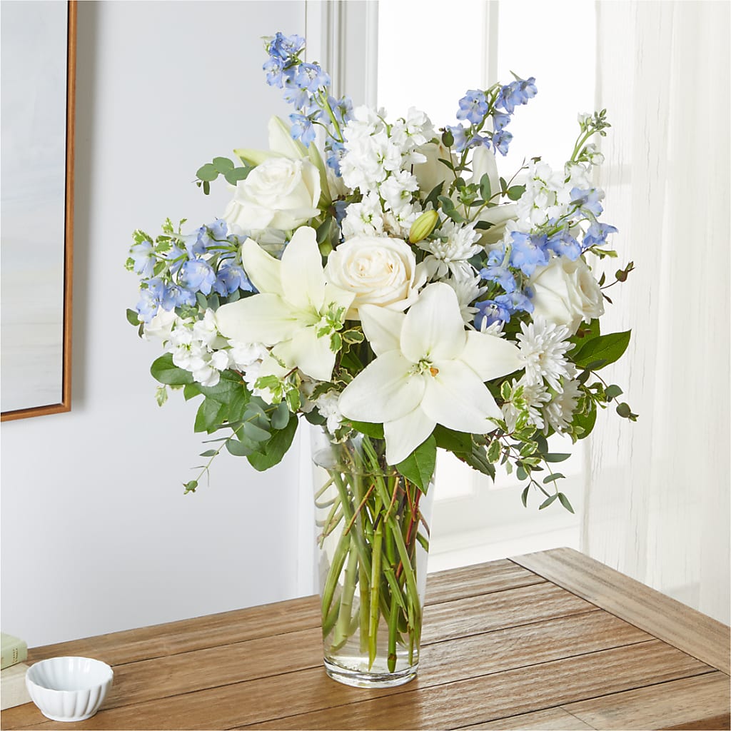 Peace of Mind Bouquet –  Colonial Nursery Garden Center, Ladysmith WI
