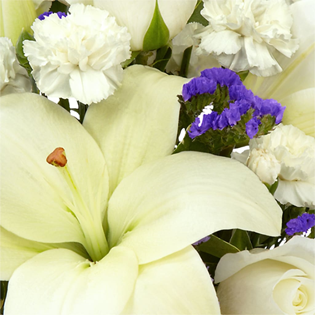 Sapphire Rush Bouquet –  Colonial Nursery Garden Center, Ladysmith WI