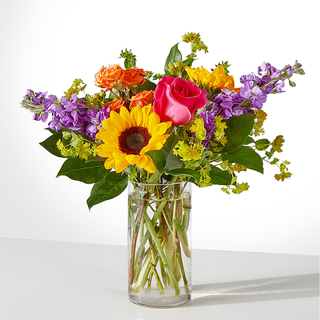 Vibrant Greetings Bouquet –  Colonial Nursery Garden Center, Ladysmith WI