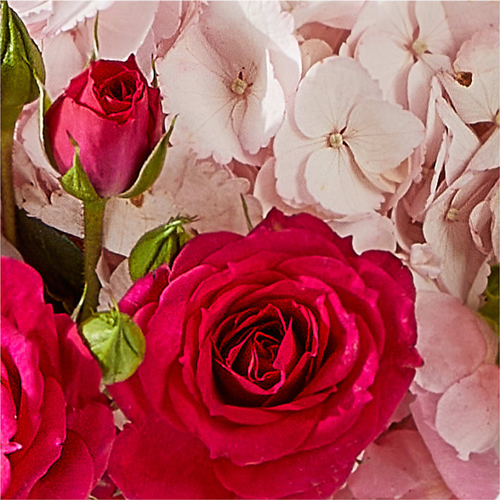 Glitz & Glam Bouquet –  Colonial Nursery Garden Center, Ladysmith WI